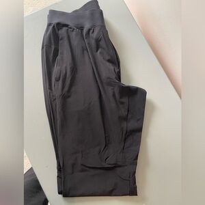 In mind lululemon pant size xl black NWOT